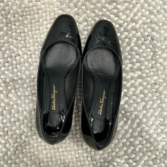 Salvatore Ferragamo Shoes - Salvatore Ferragamo all patent pumps